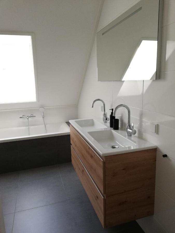 Paardenstal Apartment Hollum  Ngoại thất bức ảnh