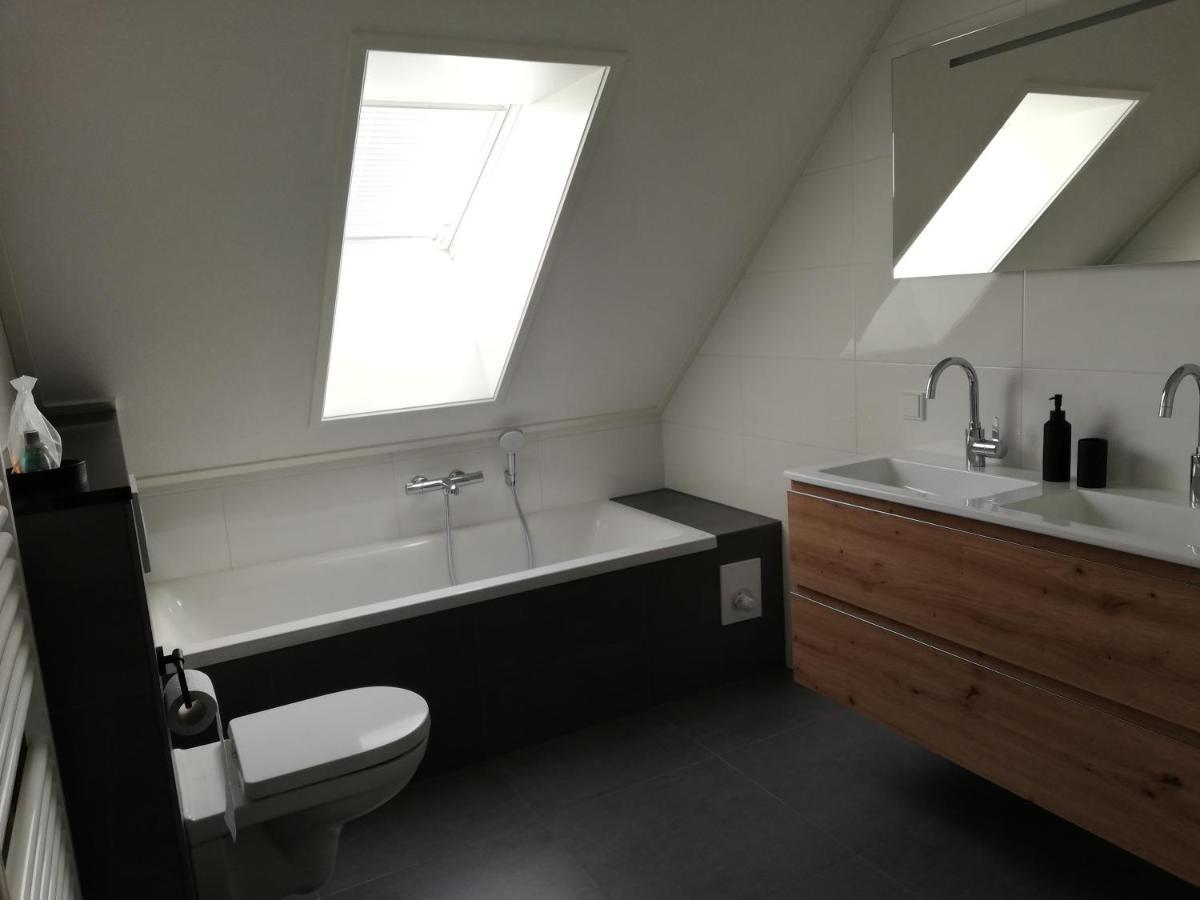 Paardenstal Apartment Hollum  Ngoại thất bức ảnh